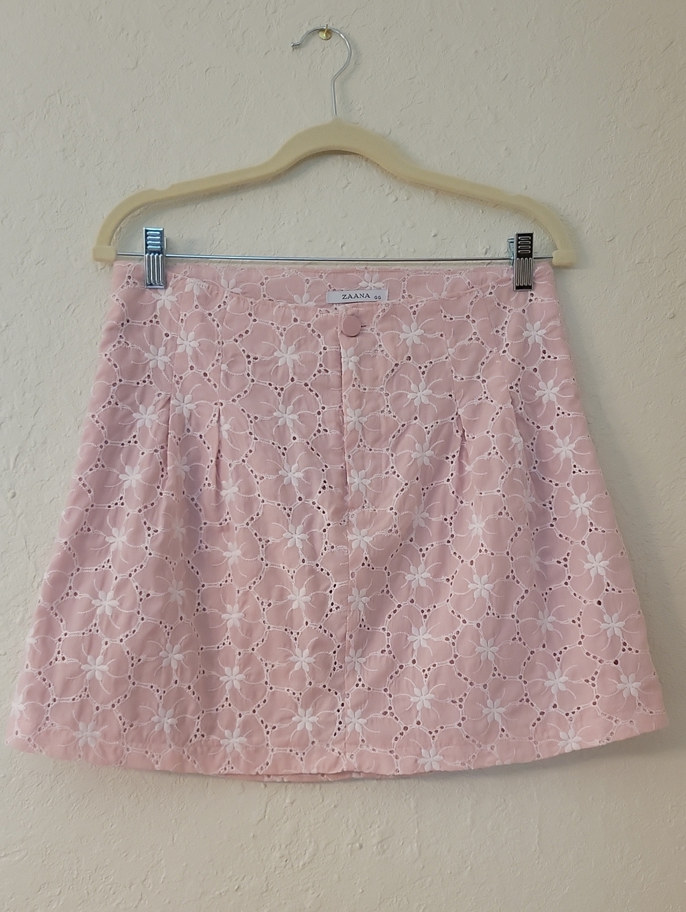 Zaana Pink Floral Eyelet Mini Skirt